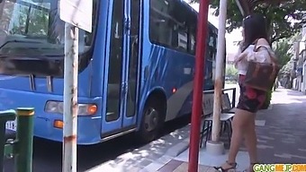 Sex Miệng Nhật Công Khai Và Xuất Tinh Trong Lồn Với Chinatsu