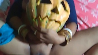 Halloween-Themed Encounter: Forced Xxx With Ex-Girlfriend