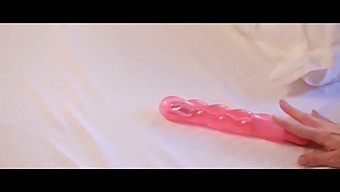 ההרפתקאות המפנקות של האמא החדשה שלי ממשיכות בסדרה המלאה