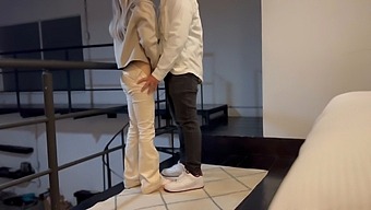 Amateur Blonde Teen'S Hardcore Sexual Adventure With A Reality Star